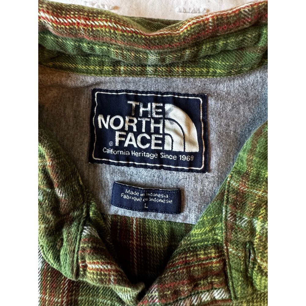 The North Face green plaid button up size large flannel - Picture 3 of 3